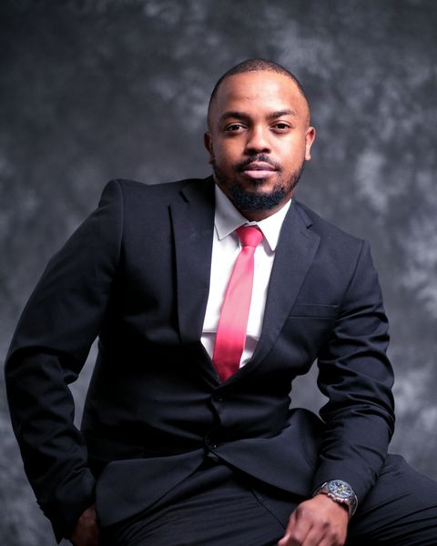 Portrait of Thapelo Dithupe, facilitator at Thuto Tutorials